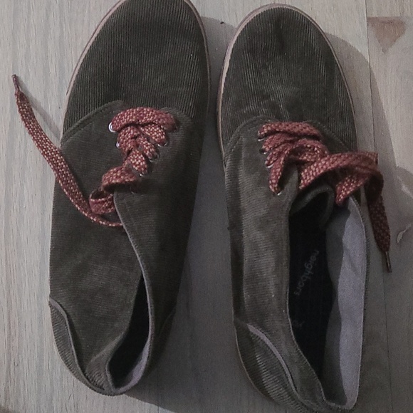 Ankle boots - Picture 1 of 4